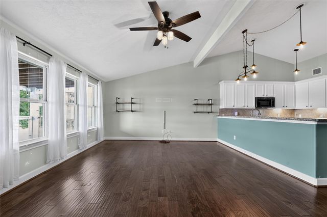 4228 Scenic Drive, Dickinson, TX 77539