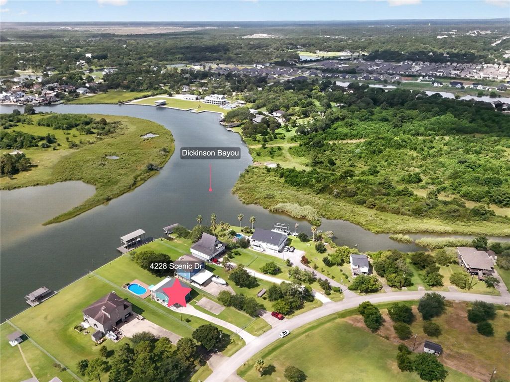 4228 Scenic Drive, Dickinson, TX 77539