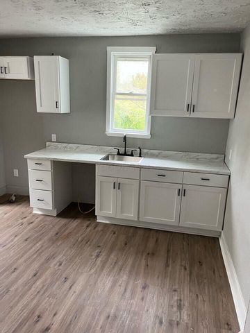 104-106 N Hague Avenue, Columbus, OH 43204