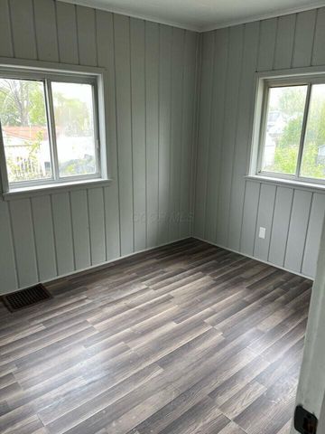 104-106 N Hague Avenue, Columbus, OH 43204