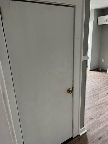 104-106 N Hague Avenue, Columbus, OH 43204