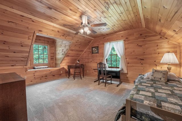 3803 Westwood Dr, Sevierville, TN 37862