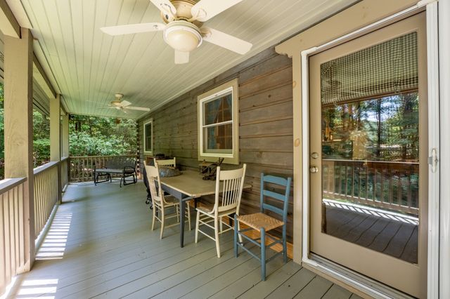 3803 Westwood Dr, Sevierville, TN 37862