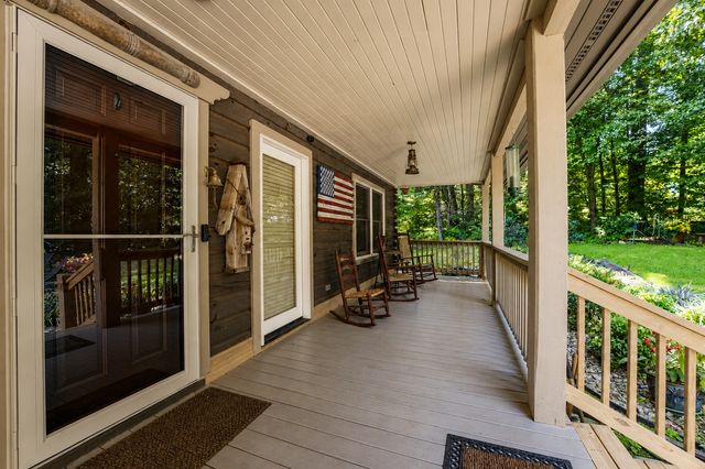 3803 Westwood Dr, Sevierville, TN 37862
