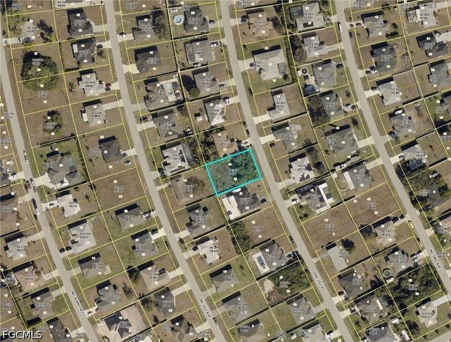456 NE 1st PL, Cape Coral, FL 33909