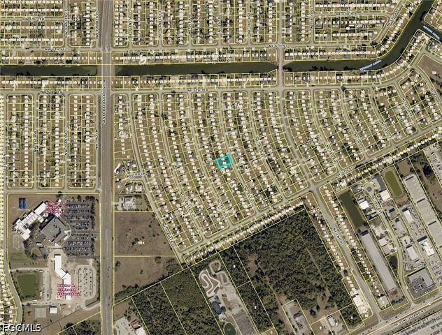 456 NE 1st PL, Cape Coral, FL 33909