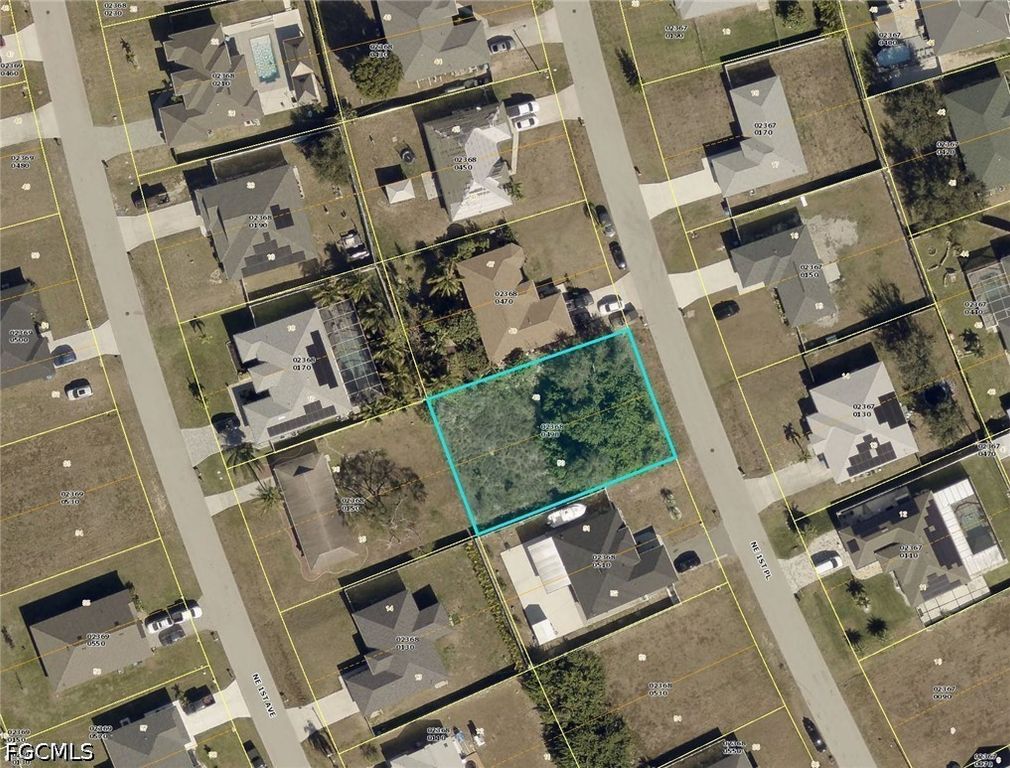 456 NE 1st PL, Cape Coral, FL 33909