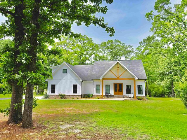 44 Skinner Road, Austin, AR 72007
