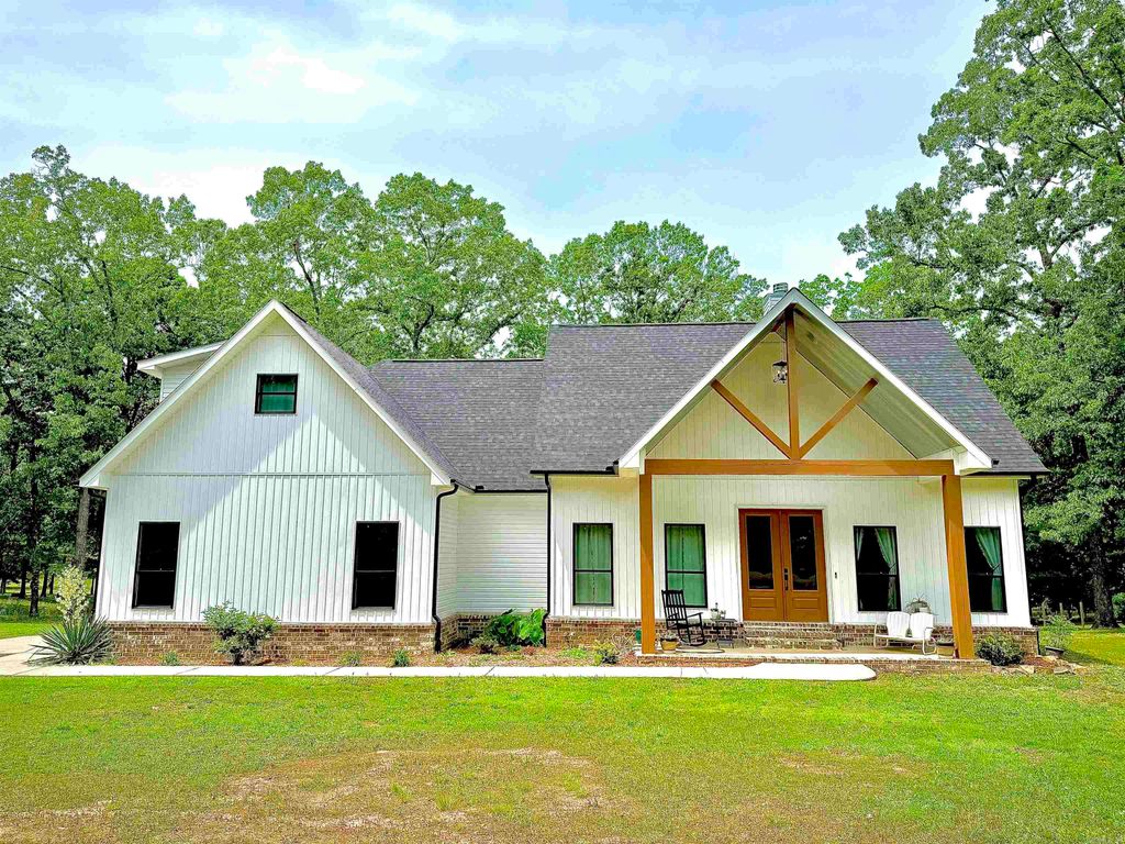 44 Skinner Road, Austin, AR 72007
