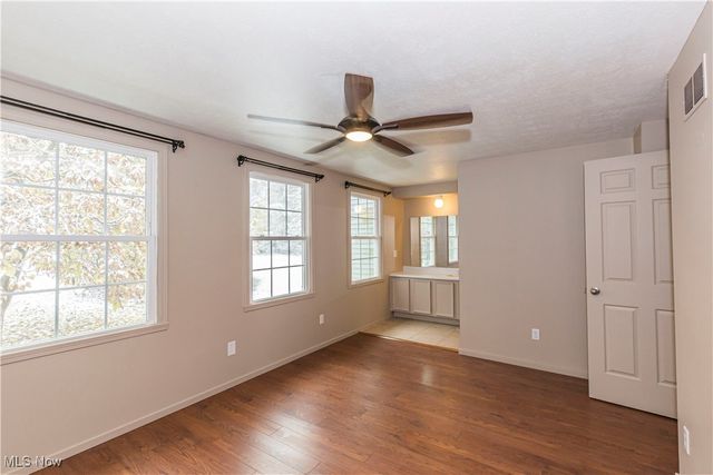 147 Quaker Ridge Drive, Akron, OH 44313