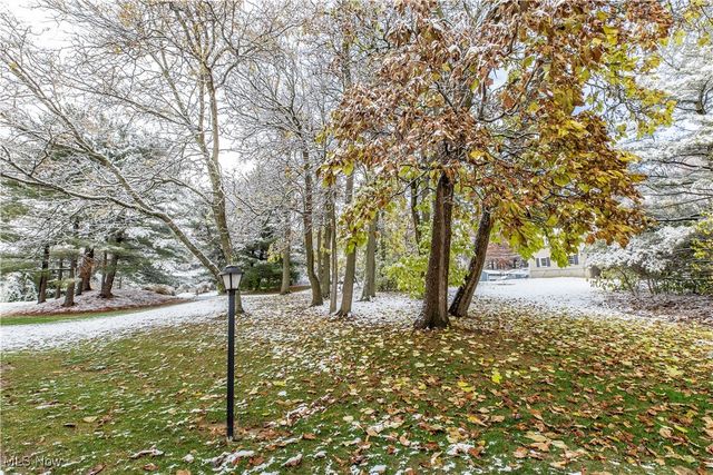 147 Quaker Ridge Drive, Akron, OH 44313