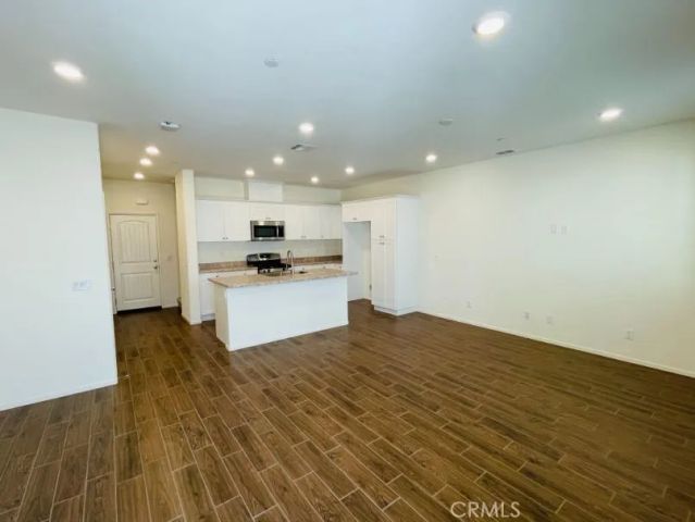 30316 Town Square Drive, Menifee, CA 92584