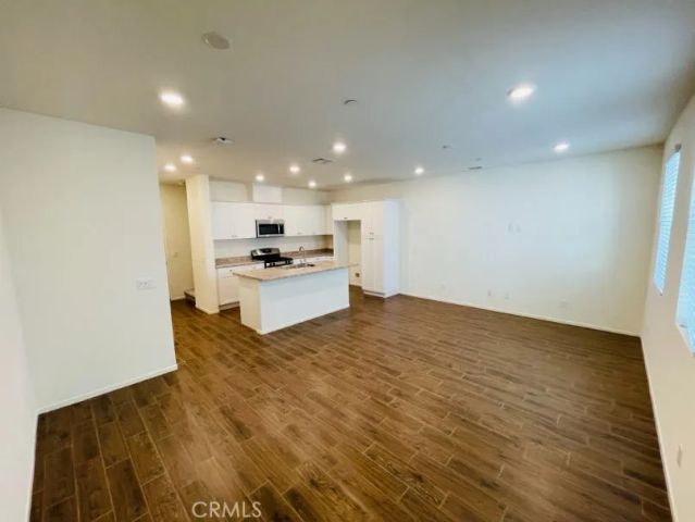 30316 Town Square Drive, Menifee, CA 92584