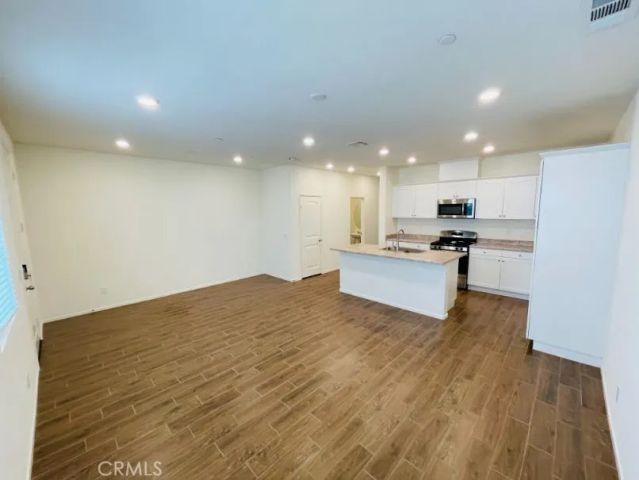 30316 Town Square Drive, Menifee, CA 92584