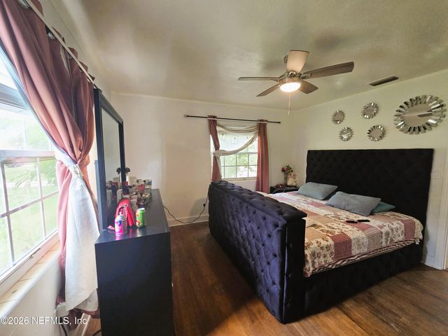 1893 E Road, Jacksonville, FL 32216