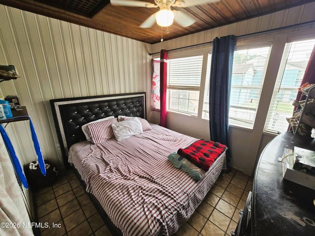 1893 E Road, Jacksonville, FL 32216