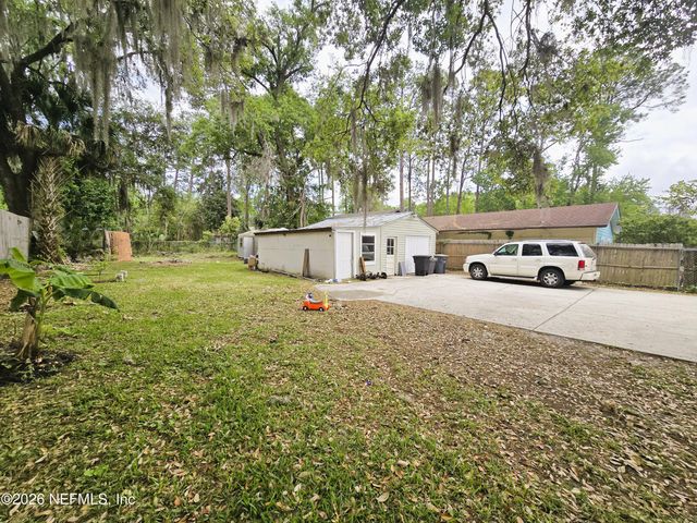 1893 E Road, Jacksonville, FL 32216