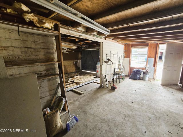 1893 E Road, Jacksonville, FL 32216