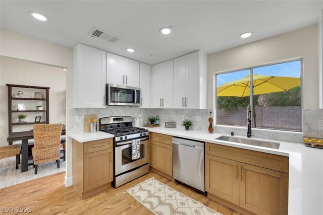 3800 Dauntless Drive, North Las Vegas, NV 89031
