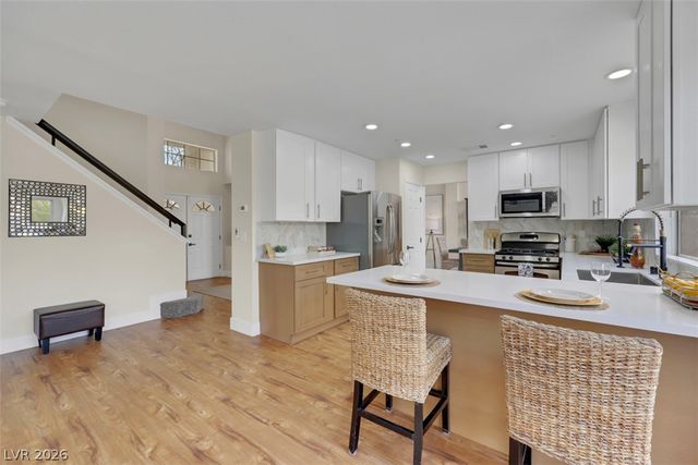 3800 Dauntless Drive, North Las Vegas, NV 89031