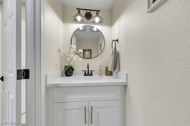 3800 Dauntless Drive, North Las Vegas, NV 89031