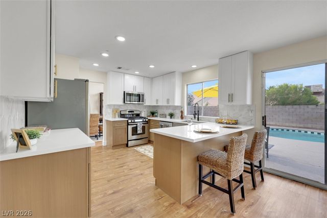 3800 Dauntless Drive, North Las Vegas, NV 89031
