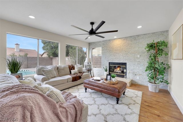 3800 Dauntless Drive, North Las Vegas, NV 89031