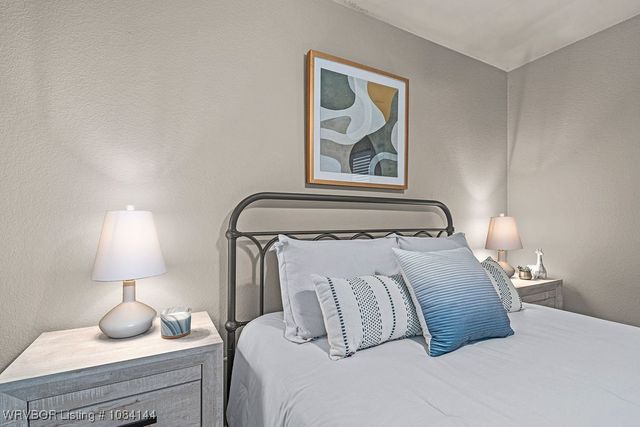 5017 S 28th Street, Fort Smith, AR 72901