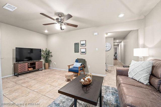 5017 S 28th Street, Fort Smith, AR 72901