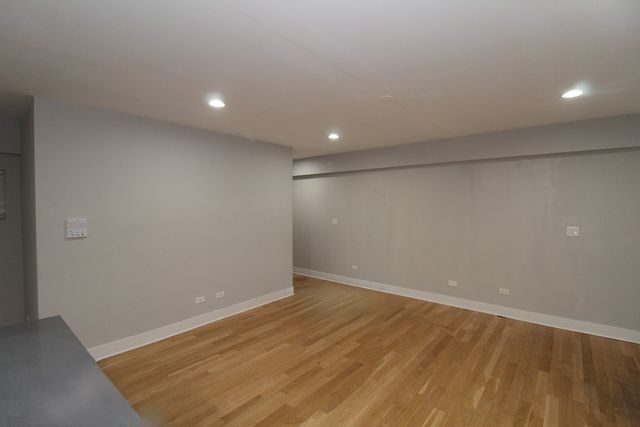 1411 W taylor Street 1R, Chicago, IL 60607