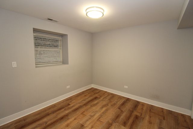 1411 W taylor Street 1R, Chicago, IL 60607