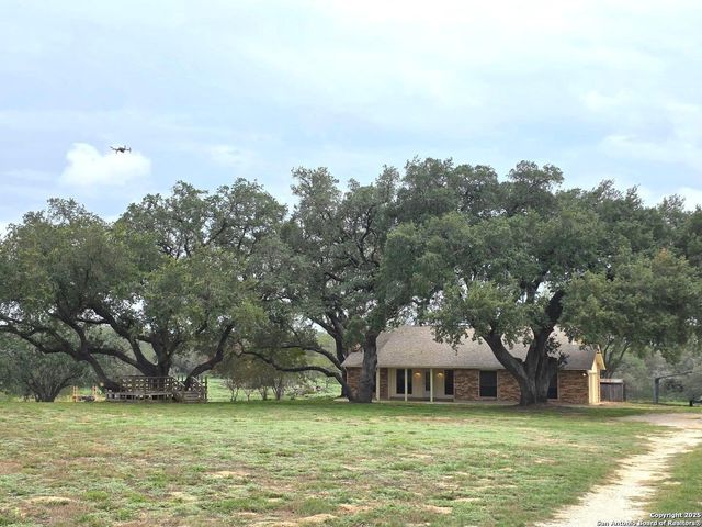 340 Joy Dr., San Antonio, TX 78223