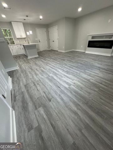 1729 W Austin Road, Decatur, GA 30032