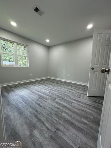 1729 W Austin Road, Decatur, GA 30032