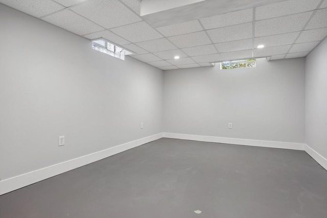 10043 N Greenview DRIVE, Mequon, WI 53092