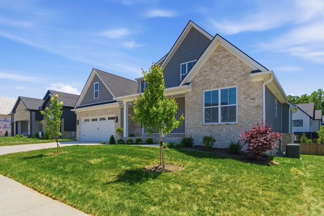 730 Azalea Lane, Versailles, KY 40383