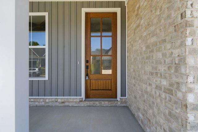 730 Azalea Lane, Versailles, KY 40383