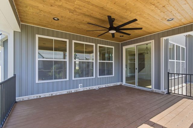 730 Azalea Lane, Versailles, KY 40383