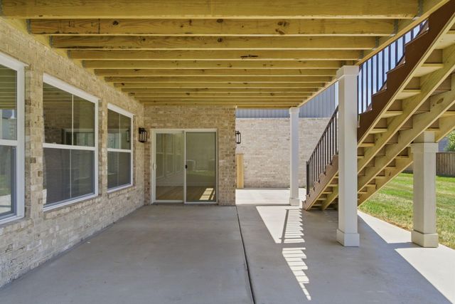 730 Azalea Lane, Versailles, KY 40383