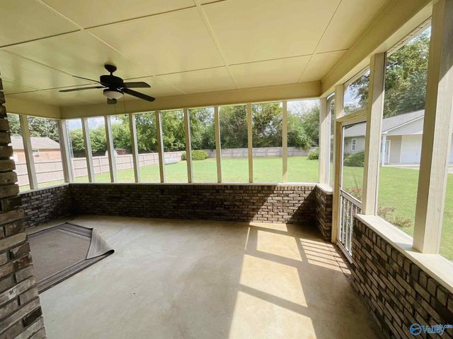 203 Federal Lane, Huntsville, AL 35811