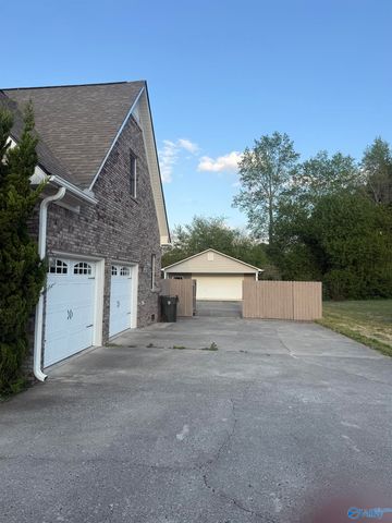 203 Federal Lane, Huntsville, AL 35811