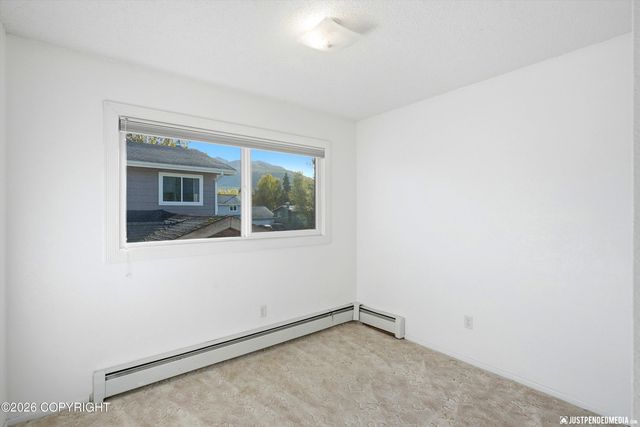 8420 Little Dipper Avenue, Anchorage, AK 99504