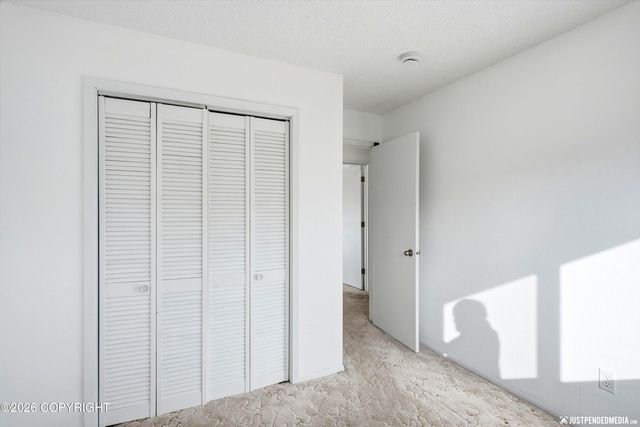 8420 Little Dipper Avenue, Anchorage, AK 99504