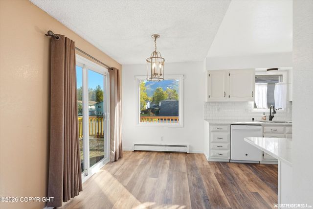 8420 Little Dipper Avenue, Anchorage, AK 99504
