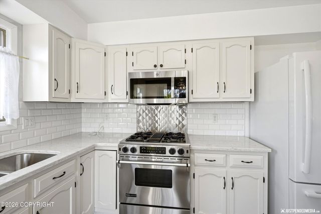 8420 Little Dipper Avenue, Anchorage, AK 99504
