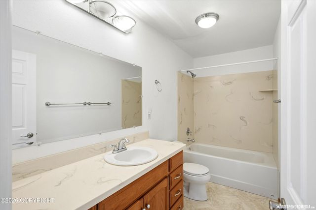 8420 Little Dipper Avenue, Anchorage, AK 99504