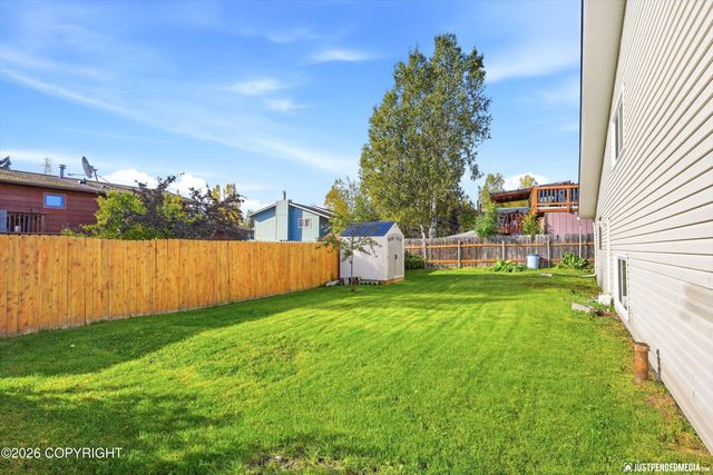 8420 Little Dipper Avenue, Anchorage, AK 99504