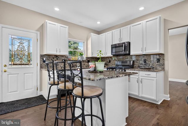 108 COPPERFIELD DR, Woodbury, NJ 08096