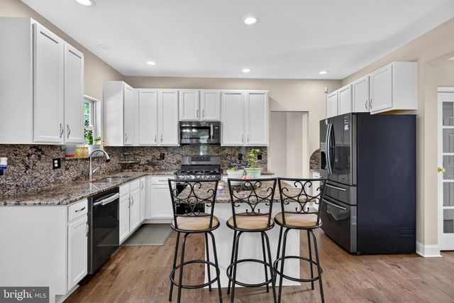 108 COPPERFIELD DR, Woodbury, NJ 08096