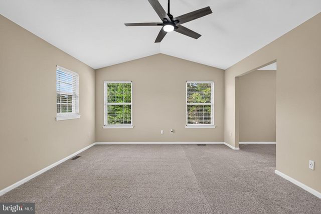 108 COPPERFIELD DR, Woodbury, NJ 08096